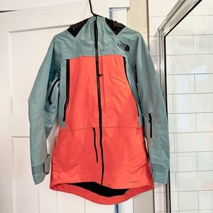NORTHFACE womens Futurelight jacket